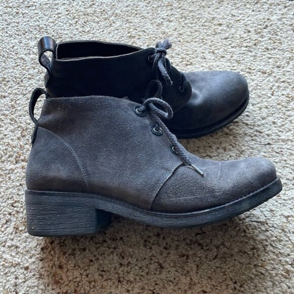 Naot grey suede booties size 41 - Picture 1 of 6